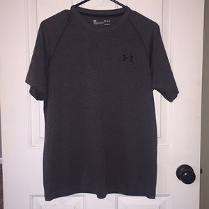 Under Armour men’s tee